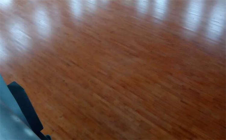 22厚木地板籃球場哪個品牌好？