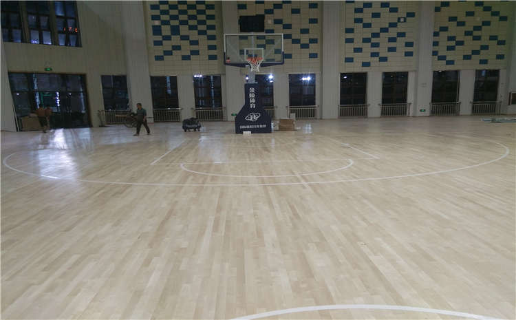 拼接板實(shí)木運(yùn)動(dòng)地板每平米價(jià)格