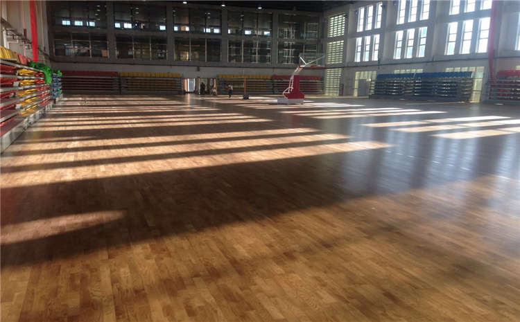 比賽場(chǎng)館體育木地板哪家好
