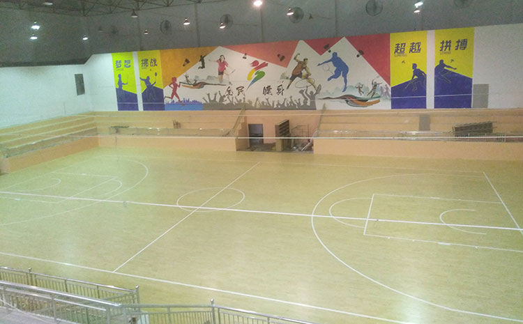 學(xué)校籃球運(yùn)動地板多少錢一平米?
