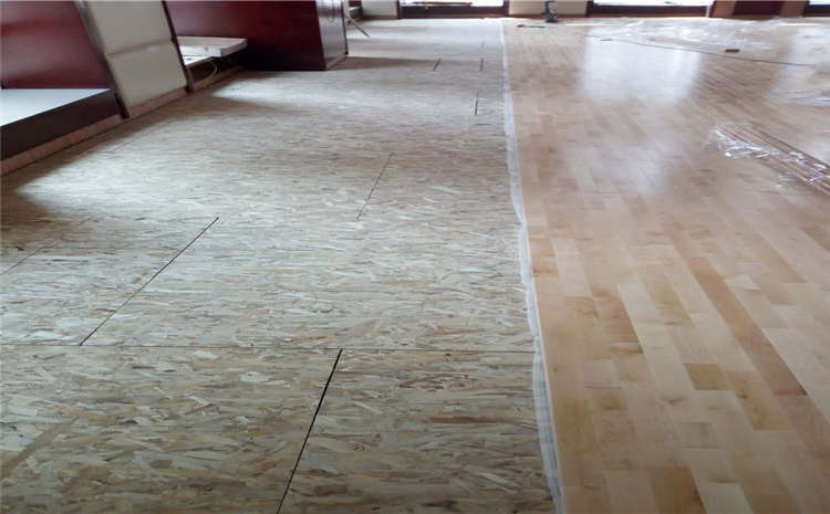 楓樺木舞蹈室木地板價(jià)格是多少