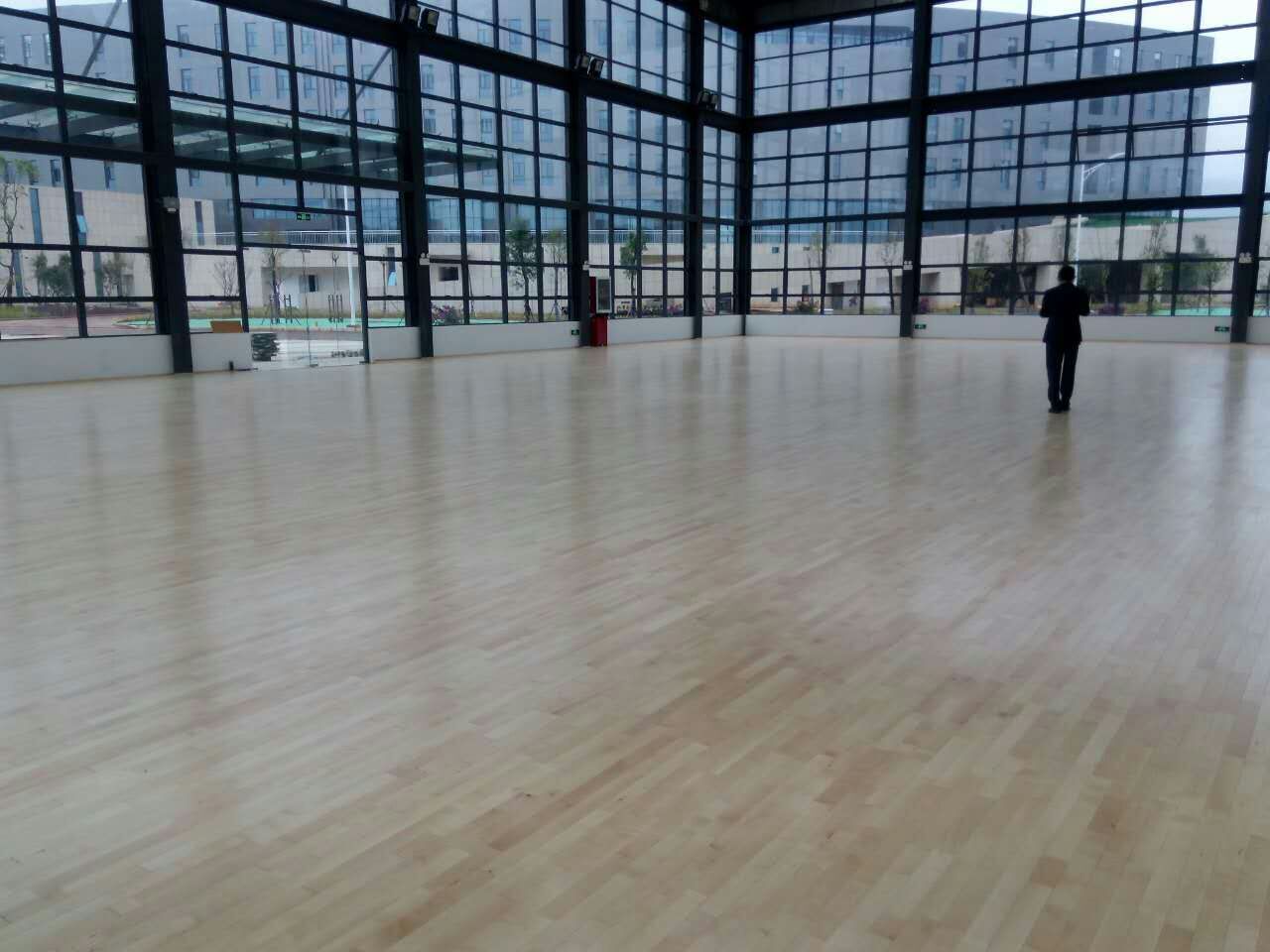 體育木地板珠海市金灣區中航花園羽毛球館項目 體育木地板珠海市金灣區中航花園羽毛球館項目